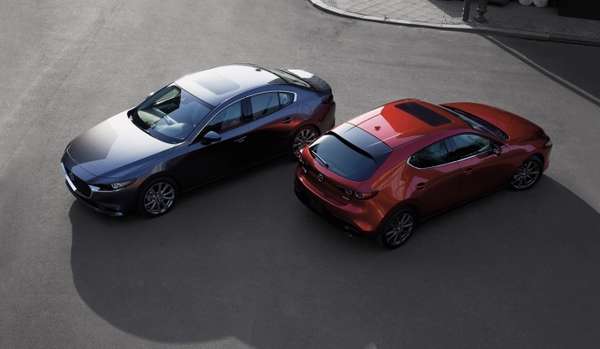 Mazda3 với 2 biến thể Sedan và Hatchback