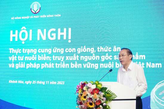 Tìm giải pháp thúc đẩy tiêu thụ các sản phẩm nuôi biển và tôm hùm