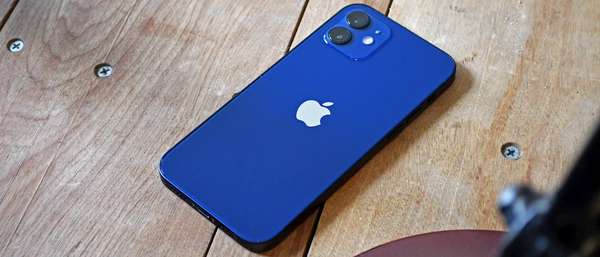iphone1.jpg