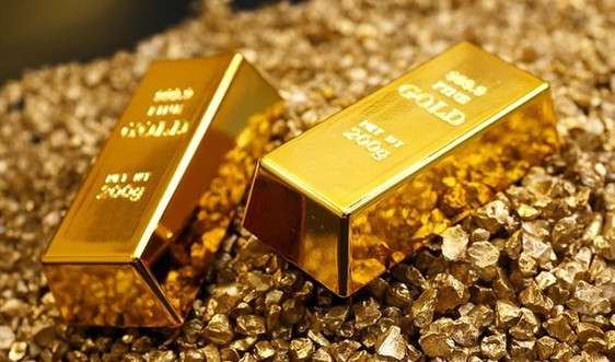 Giá vàng trong nước giảm, vàng thế giới lao dốc