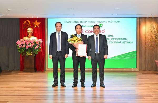 Ông Nguyễn Mạnh Hùng - Thành viên HĐQT Vietcombank giữ chức vụ Chủ tịch Hội đồng thành viên (kiêm nhiệm) CB kể từ ngày 16/1/2025