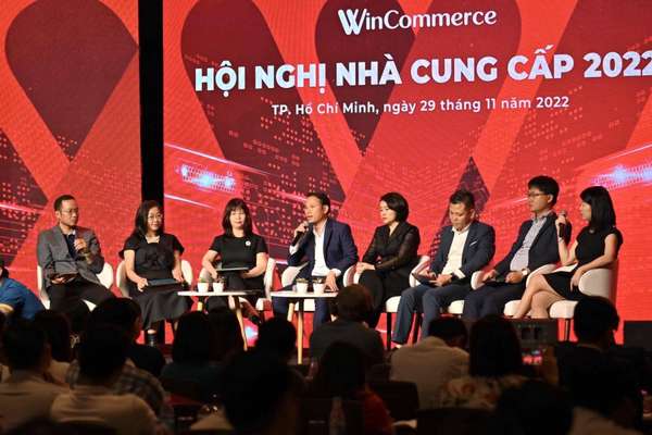 Ban lãnh đạo WinCommerce chia sẻ, giải đáp thắc mắc của quý đối tác