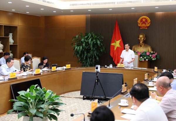 Phó Thủ tướng Lê Minh Khái đã chủ trì cuộc họp về tình hình hoạt động, công tác cơ cấu lại Tập đoàn Hóa chất Việt Nam (Vinachem). Ảnh VGP