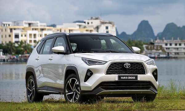 Giá xe Toyota Yaris Cross tiếp tục giảm sâu, cạnh tranh quyết liệt với KIA Seltos