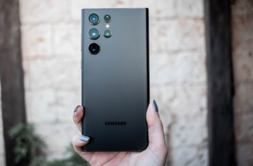 Samsung Galaxy S22 Ultra giá cực 