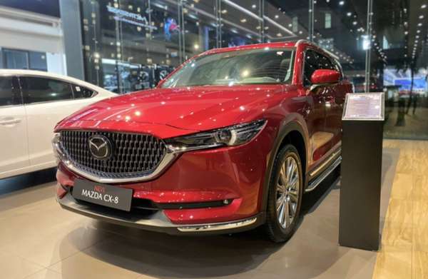 So sánh Mazda CX 8 và Ford Everest 2024: Lựa chọn nào đáng giá?