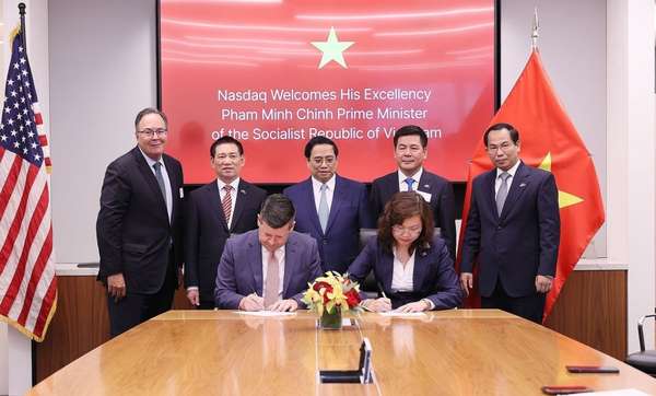 Thủ tướng Phạm Minh Chính đề nghị Nasdaq tăng cường hợp tác với UBCKNN