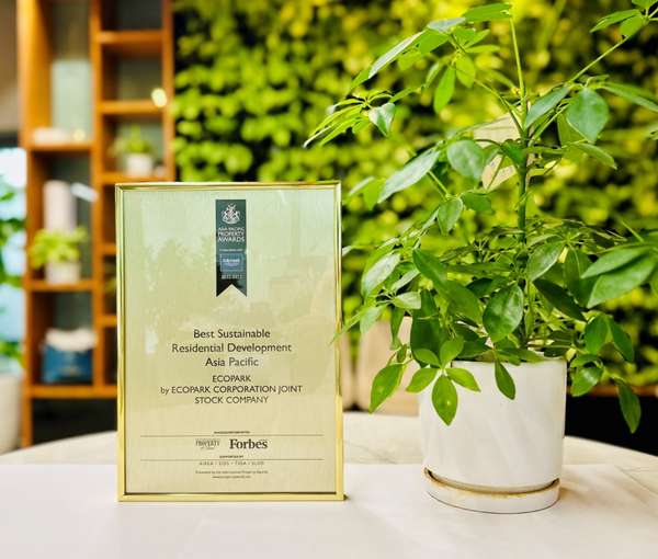 Đây là dự án đầu tiên của Việt Nam đạt xuất sắc nhất Châu Á ở hạng mục giải thưởng này do International Property bầu chọn.
