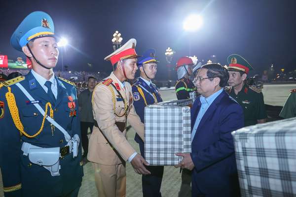 Diễu binh, diễu hành A80: Thể hiện khí thế hào hùng, sức mạnh của lực lượng vũ trang nhân dân- Ảnh 1. Diễu binh, diễu hành A80: Thể hiện khí thế hào hùng, sức mạnh của lực lượng vũ trang nhân dân- Ảnh 1.