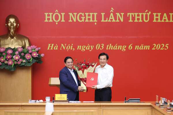 Thủ tướng: Xác định mục tiêu tăng trưởng 2 con số, phát triển nhanh, xanh, bền vững- Ảnh 2. Thủ tướng: Xác định mục tiêu tăng trưởng 2 con số, phát triển nhanh, xanh, bền vững- Ảnh 2.