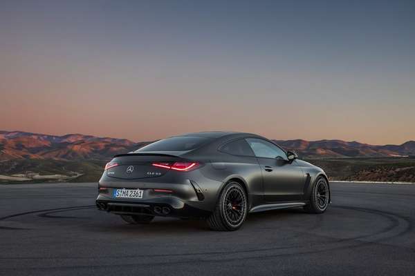 Mercedes-AMG CLE53 Coupe 2024 ra mắt với khối động cơ đầy 