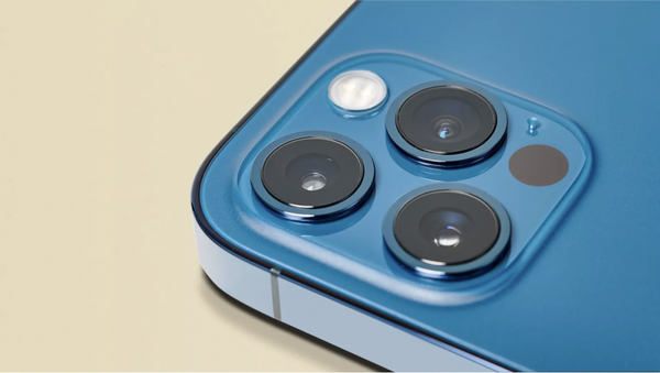iPhone 12 Pro Max có cụm camera thời thượng