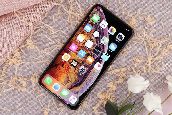 iphone1.jpeg