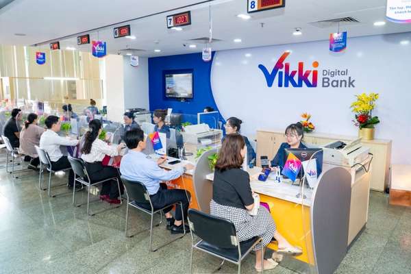 Hậu đổi tên, Vikki Bank tăng lãi suất huy động