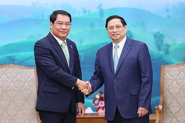 Thủ tướng Phạm Minh Chính tiếp đồng chí Atsaphangthong Siphandone, Đô trưởng Vientiane (Lào) - Ảnh: VGP/Nhật Bắc