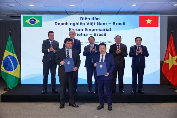 Thủ tướng kêu gọi doanh nghiệp Việt Nam – Brazil hiện thực hóa hàng loạt định hướng mới trong hợp tác kinh tế- Ảnh 8. Thủ tướng kêu gọi doanh nghiệp Việt Nam – Brazil hiện thực hóa hàng loạt định hướng mới trong hợp tác kinh tế- Ảnh 8.