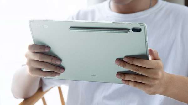 Máy tính bảng Samsung Galaxy Tab S7 FE WiFi: Hiệu năng siêu khủng, bút S Pen thần thánh