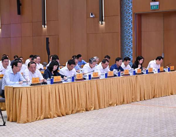 Thủ tướng: Đãi ngộ đặc biệt để thu hút tổng công trình sư, nhân tài khoa học công nghệ- Ảnh 6. Thủ tướng: Đãi ngộ đặc biệt để thu hút tổng công trình sư, nhân tài khoa học công nghệ- Ảnh 6.