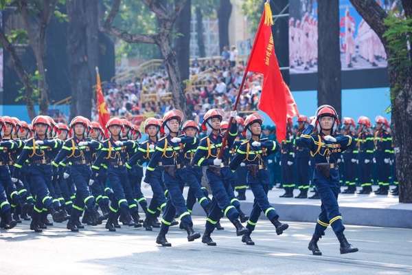 Kỷ niệm trọng thể 50 năm Giải phóng miền Nam, thống nhất đất nước- Ảnh 35. Kỷ niệm trọng thể 50 năm Giải phóng miền Nam, thống nhất đất nước- Ảnh 35.