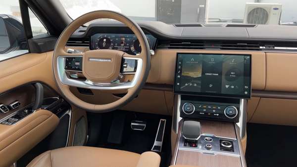 Range Rover SV 2023 lần đầu tiên về đại lý Việt: Thêm lựa chọn cho giới 