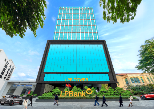 Trụ sở chính LPBank số 17 Tông Đản và 210 Trần Quang Khải quận Hoàn Kiếm, TP Hà Nội