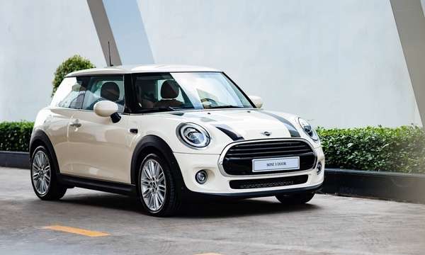 Giá MINI Cooper mới nhất tháng 11/2023: Dao động từ 2 - 2,5 tỷ đồng