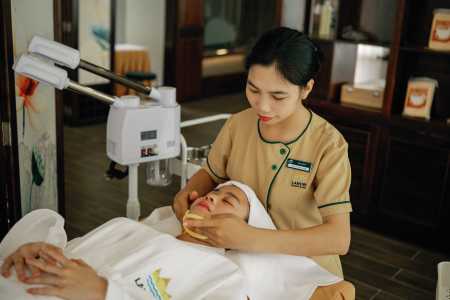 Trải nghiệm nhiều chương trình chăm sóc da chuyên sâu tạo Ranee Spa