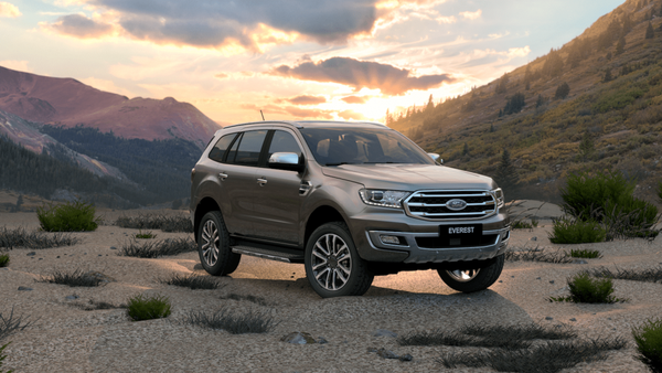 ‘Giật mình’ Ford Everest có giá bán rẻ khó tin, còn “cửa” nào cho Toyota Fortuner