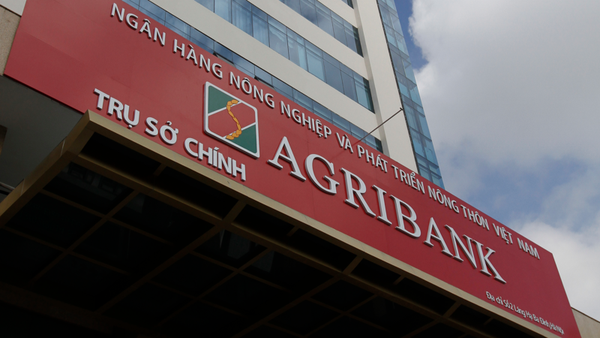 Agribank siết nợ khách sạn của một doanh nghiệp trên sàn
