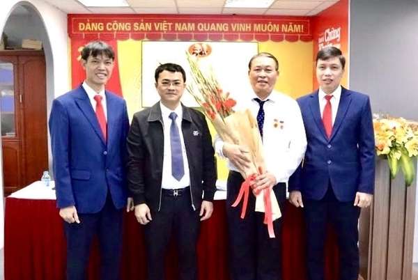 Chi bộ Tạp chí điện tử Kinh tế Chứng khoán Việt Nam tổ chức thành công Đại hội  lần thứ IV, nhiệm kỳ 2025-2027