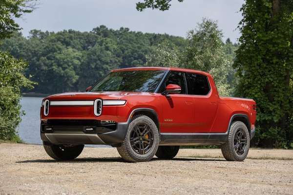 Rivian R1T 2023: Ô tô bán tải điện lọt qua vòng thử nghiệm nhanh nhất