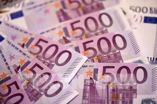 Tỷ giá Euro hôm nay 27/4/2024: Đồng Euro lại suy yếu, chợ đen giảm 103,67 VND/EUR