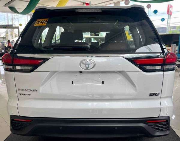 Toyota Innova 2023 tại Việt Nam sắp có tên mới, ngập tràn trang bị đấu với Xpander