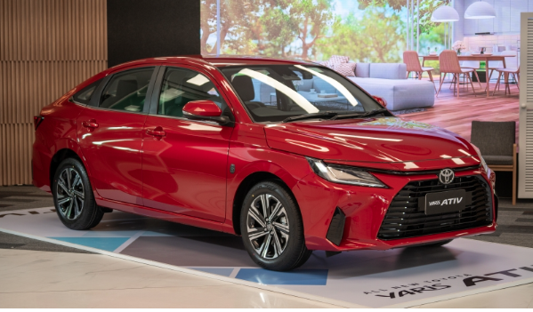 Thị trường ô tô Việt Nam chào đón nhiều “tân binh”: Toyota Vios thêm nhiều cái mới