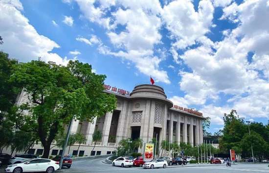 Ngân hàng Nhà nước tiếp tục hạ lãi suất điều hành thêm 0,5%, áp dụng từ 25/5