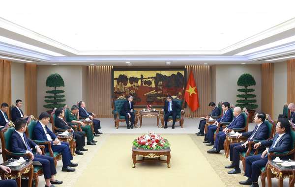 Thủ tướng tiếp lãnh đạo tập đoàn kinh tế hàng đầu Trung Quốc- Ảnh 3. Thủ tướng tiếp lãnh đạo tập đoàn kinh tế hàng đầu Trung Quốc- Ảnh 3.