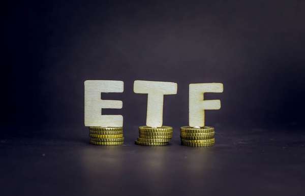Hai quỹ ETF cơ cấu lại danh mục: 15 triệu cổ phiếu VIX có thể được gom