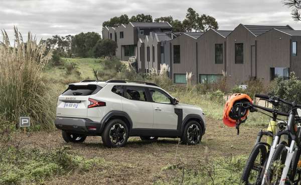 Dacia Duster 2024: Mẫu SUV địa hình giá rẻ nhưng đầy phong cách