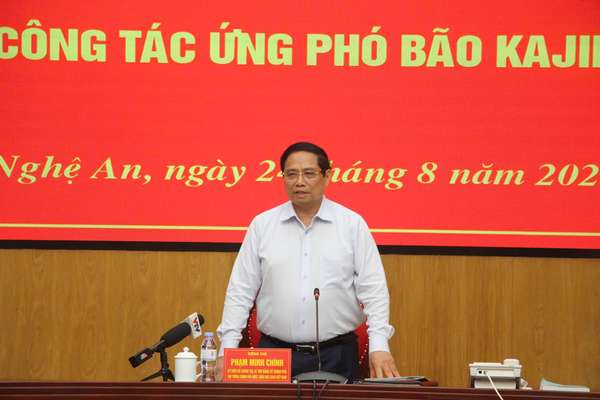 Thủ tướng họp khẩn ứng phó bão số 5: Bảo vệ tính mạng nhân dân là mục tiêu cao nhất- Ảnh 5.