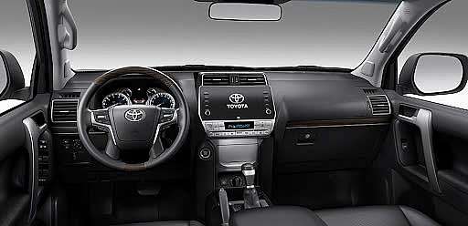 Toyota Land Cruiser tăng giá kỷ lục vài trăm triệu: Có gì hot mà dân chơi vẫn săn đón?