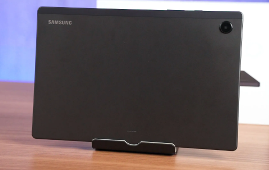 Samsung Galaxy Tab A8 2022: Hiệu năng khủng, pin 7040 mAh nhưng mang giá cực 