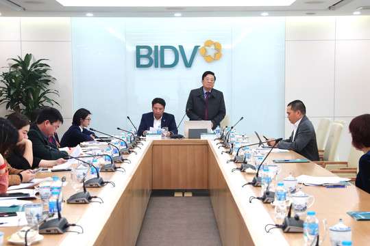 Ủy ban Chính sách họp triển khai nhiệm vụ trọng tâm năm 2024