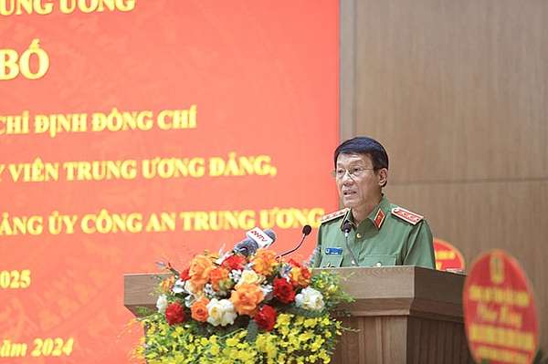 Bộ trưởng Lương Tam Quang phát biểu tại buổi lễ.