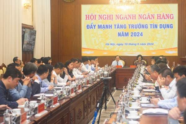 Tín dụng tính đến ngày 14/6 tăng 3,79%