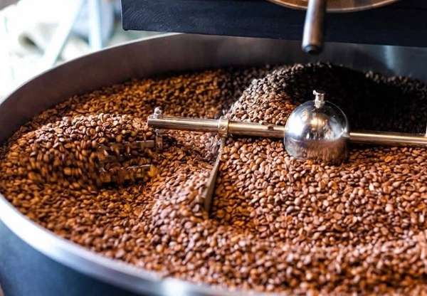 Giá cà phê arabica tăng vọt: Khủng hoảng thanh khoản đè nặng thương nhân