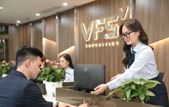 Chuyên gia VFS: Rung lắc tạo nền, VN-Index 'dọn đường' lên 1.400 điểm!