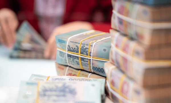 cơ quan quản lý tiền tệ của Việt Nam có thể cân nhắc cho phép tỷ giá linh hoạt hơn nữa, bao gồm cho phép tỷ giá tham chiếu tăng nhanh hơn.