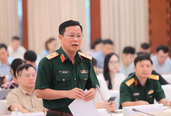 diễu binh diễu hành