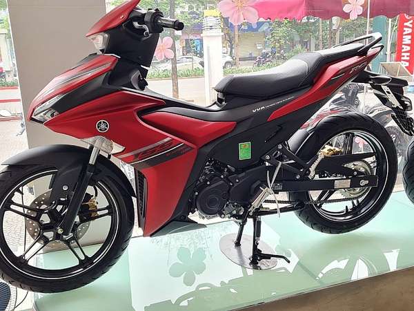 Giá xe máy Yamaha Exciter 2023 mới nhất tháng 4: Khuyến mại tiền triệu, Winner X 