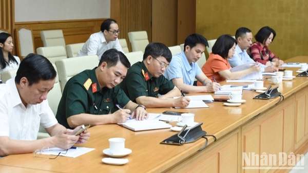 Chấn chỉnh, siết chặt công tác chống buôn lậu, gian lận thương mại và hàng giả, hàng nhái ảnh 4